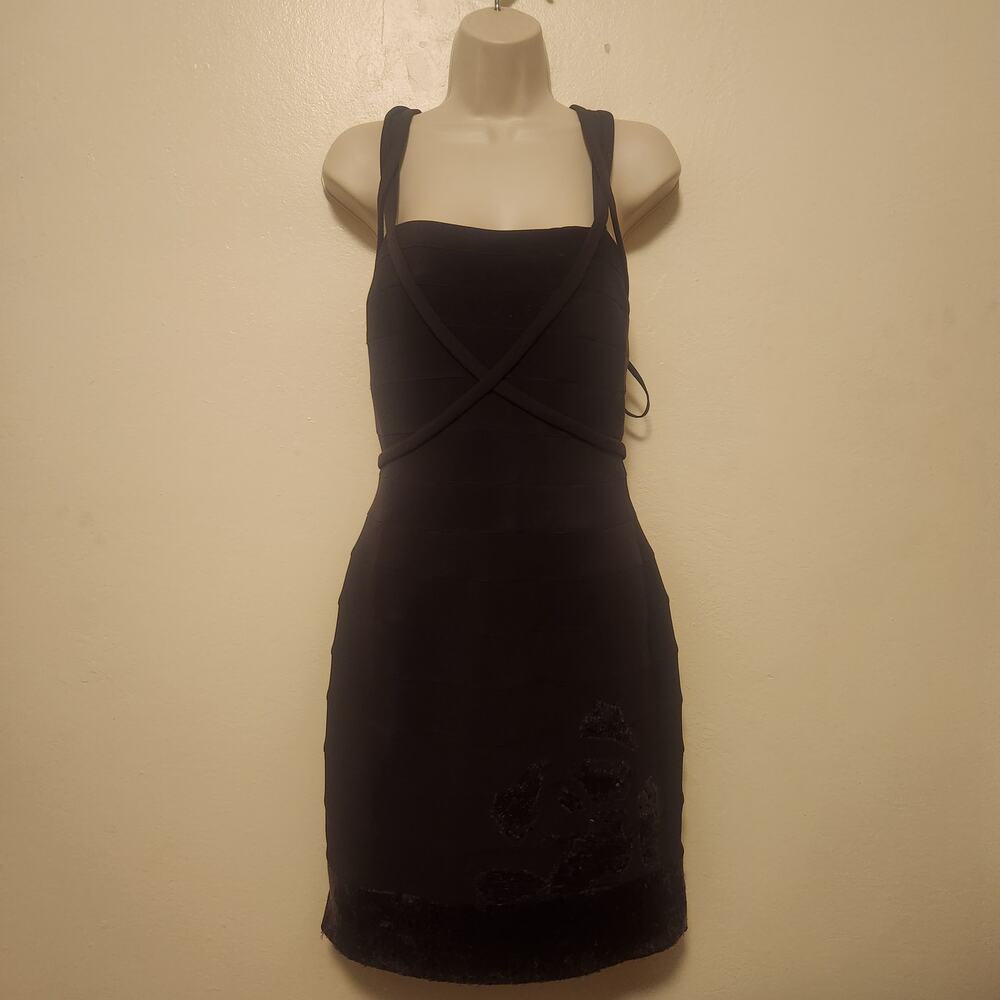 Vintage Nina Cannaci  Body Con Dress Size small in Plum